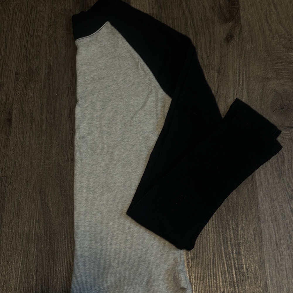 Hollister Gray and Black Long Sleeve Tee